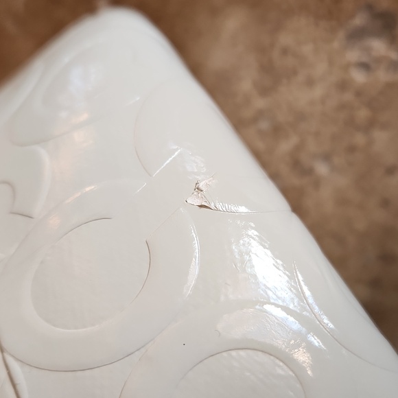 Coach hardshell CC monogram glasses holder - Picture 7 of 7